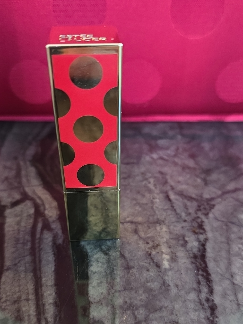 NWT Estee Lauder Lipstick In Sneak Peak Color